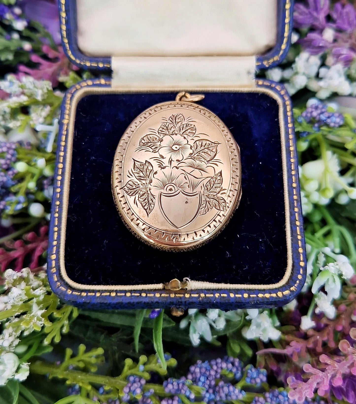 Antique Victorian Gold Tone Large Ornate Engraved Floral Oval Locket Pendant