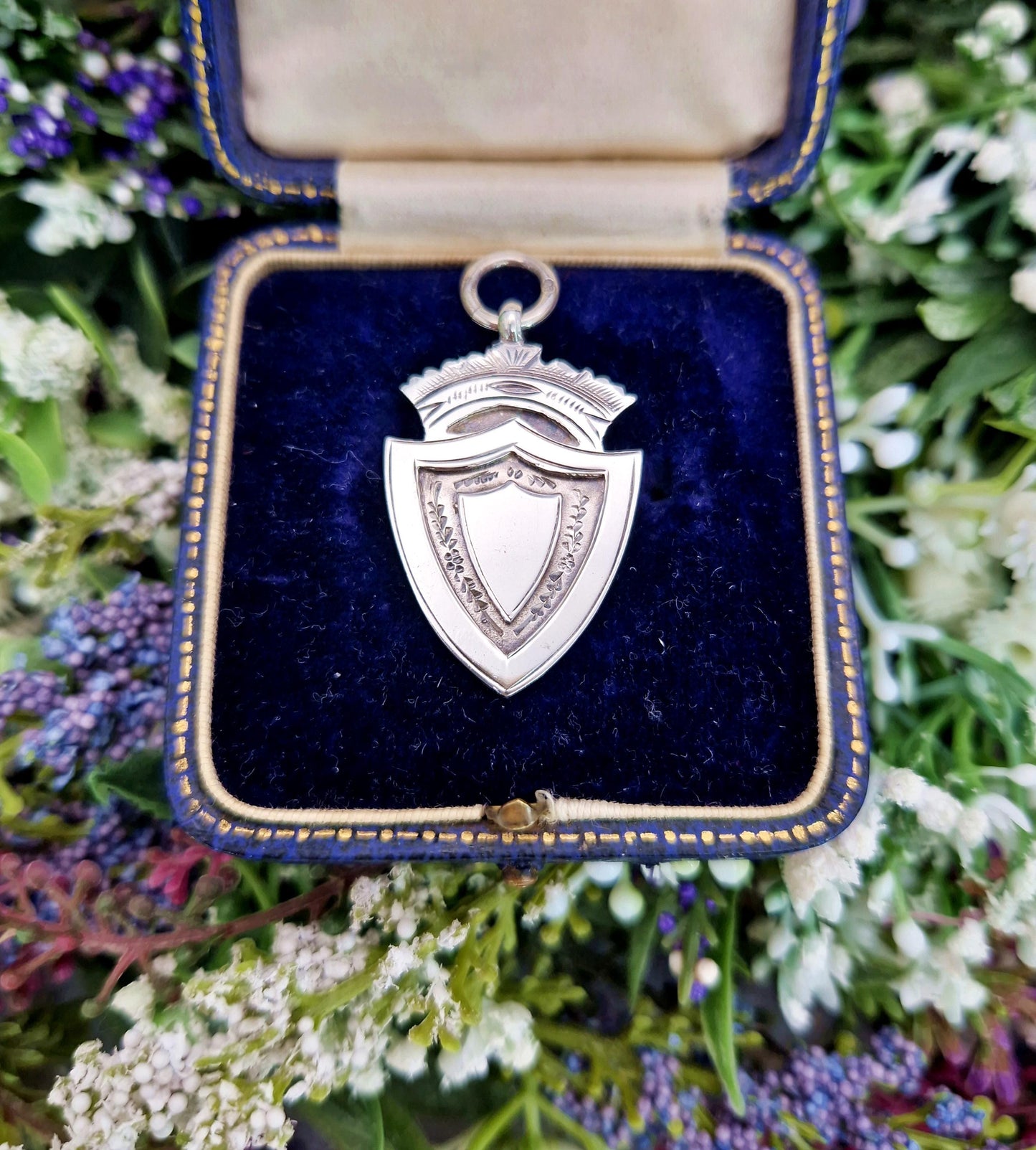 Antique Edwardian 1911 Hallmarked Sterling Silver Engraved Ornate Shield Pendant / Fob 6.2grams