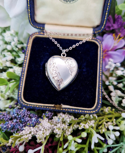 Vintage Sterling Silver Love Heart Shaped Ornate Engraved Locket Pendant Necklace