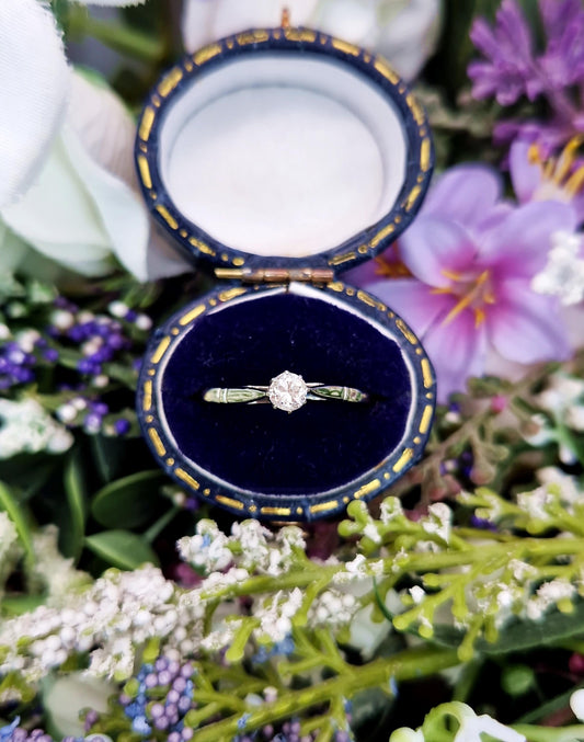 Antique Art Deco 9ct Gold & Platinum 0.22ct Old Mine Cut Diamond Solitaire Engagement Ring / Size N or 7