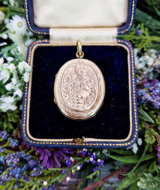 Antique Victorian 9ct Gold Ornate Engraved Oval Botanical Floral Locket Pendant
