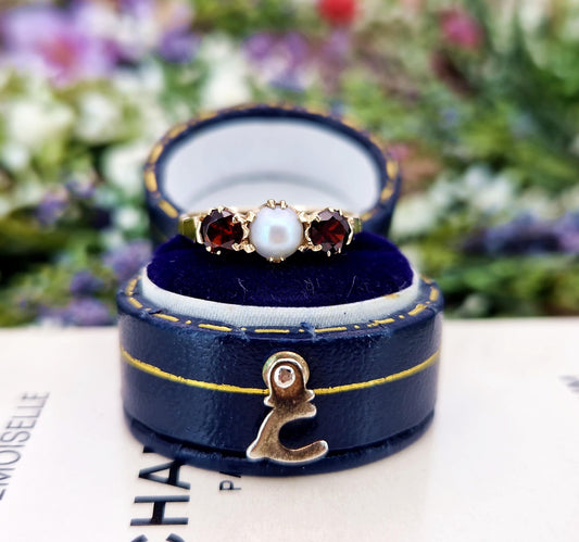 Vintage 1966 9ct Yellow Gold Classic Garnet and Pearl Trilogy Ring / Size O 1/2 or 7.75