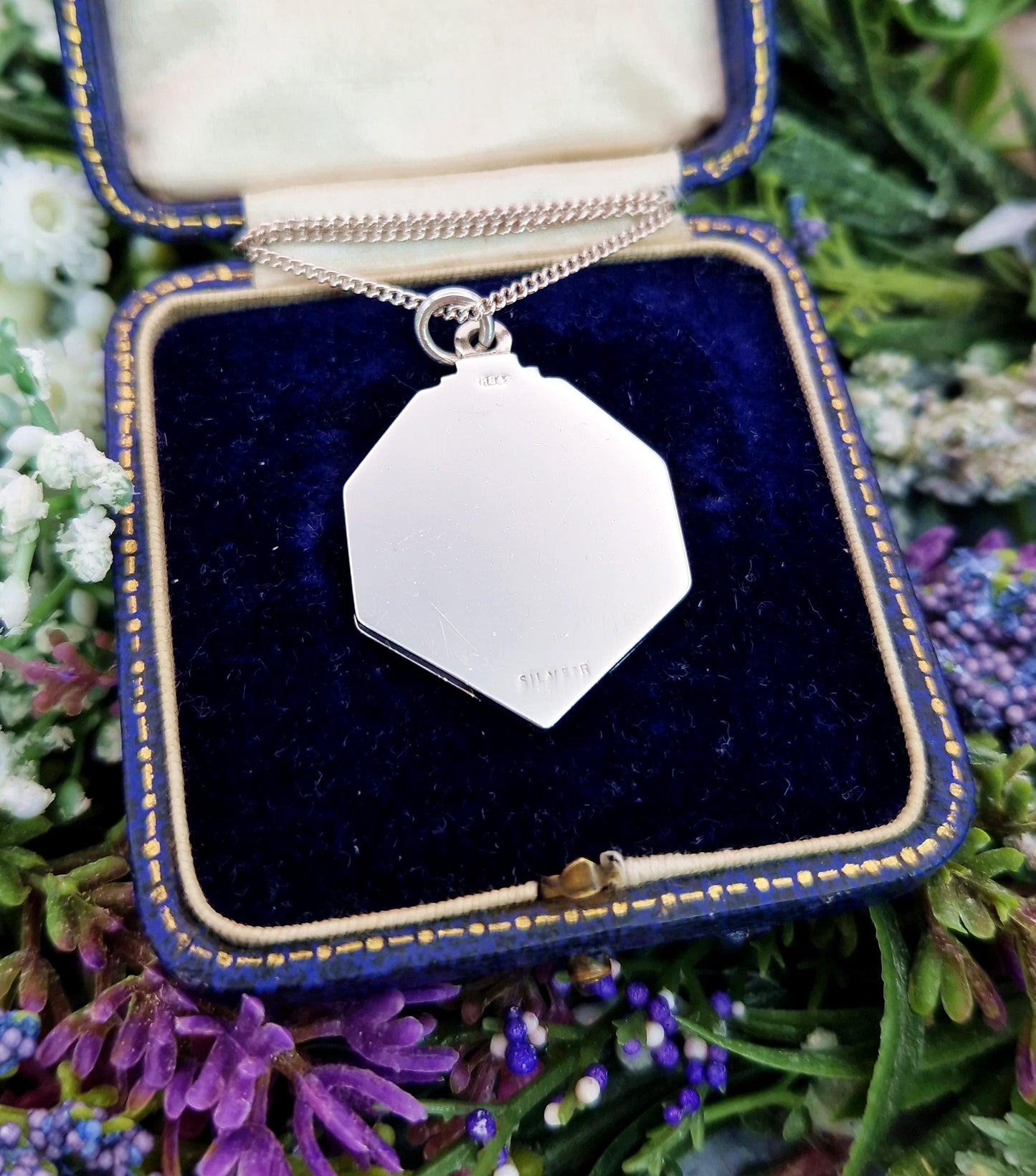 Vintage Sterling Silver Art Deco Engraved Geometric Heptagon Locket Necklace