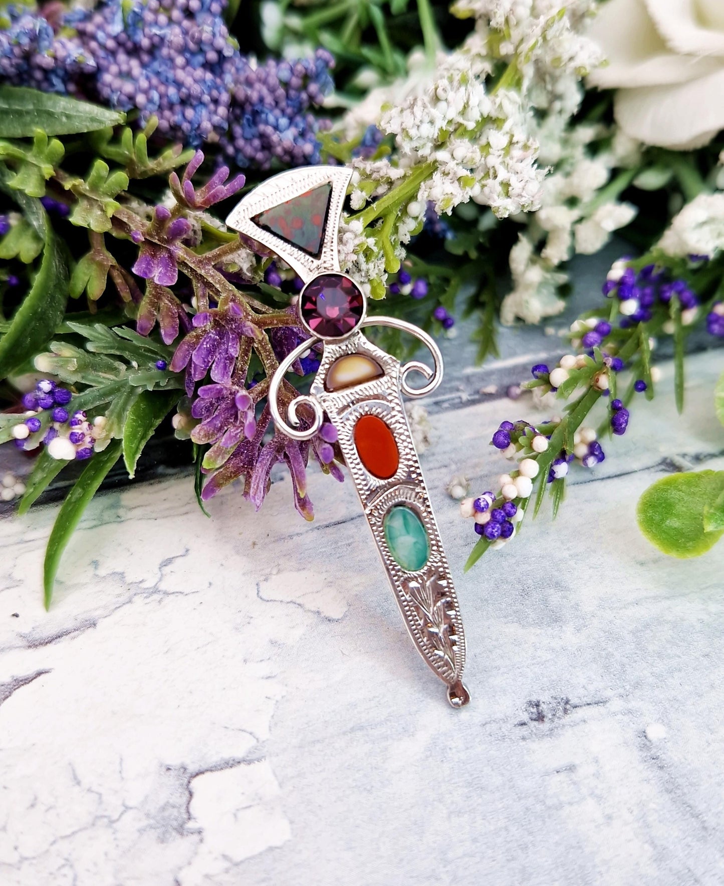 Vintage 1958 Sterling Silver Scottish Thistle Brooch with Agates / Edinburgh Hallmark