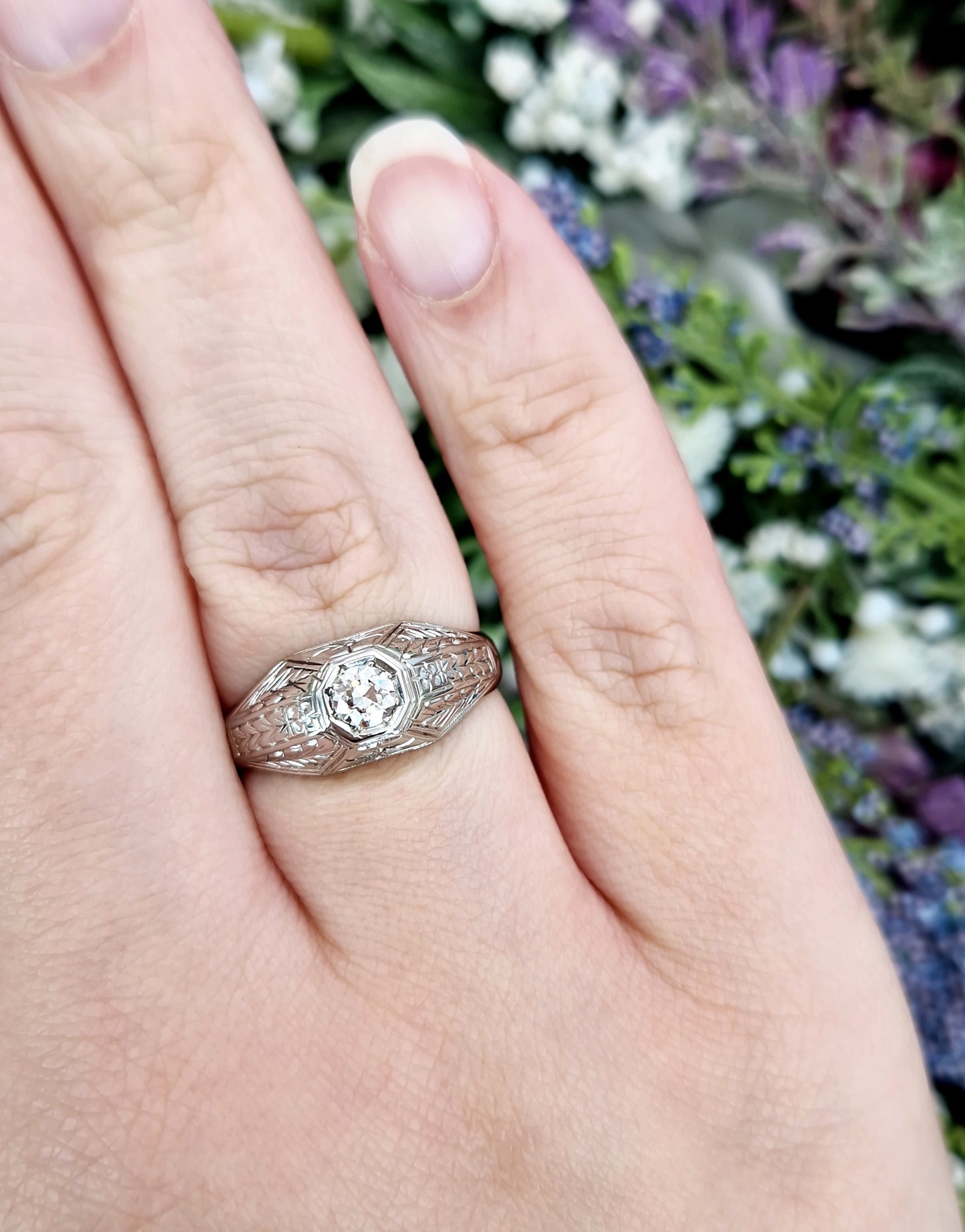 Antique Art Deco 18ct White Gold Floral Ornate Engraved Old European Cut Diamond 0.28ct Solitaire Engagement Ring / Size S or 9.5