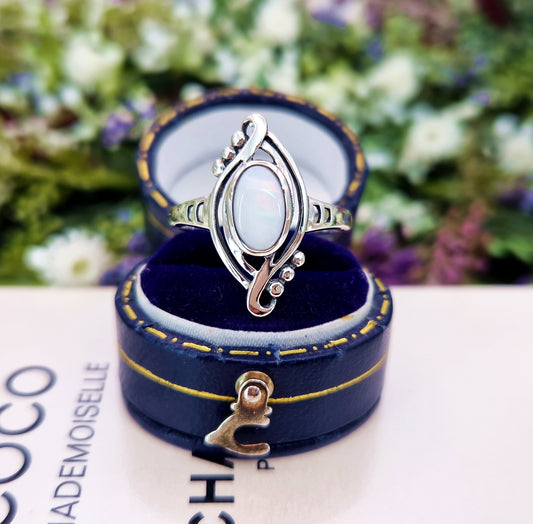 Vintage 1997 Sterling Silver Past Times Ornate Opal Solitaire Statement Ring / Size S 1/2 or 9.75