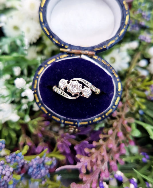 Antique 18ct Gold Classic 0.33ct Diamond Bypass Trilogy Engagement Ring / Size L 1/2 or 6.25