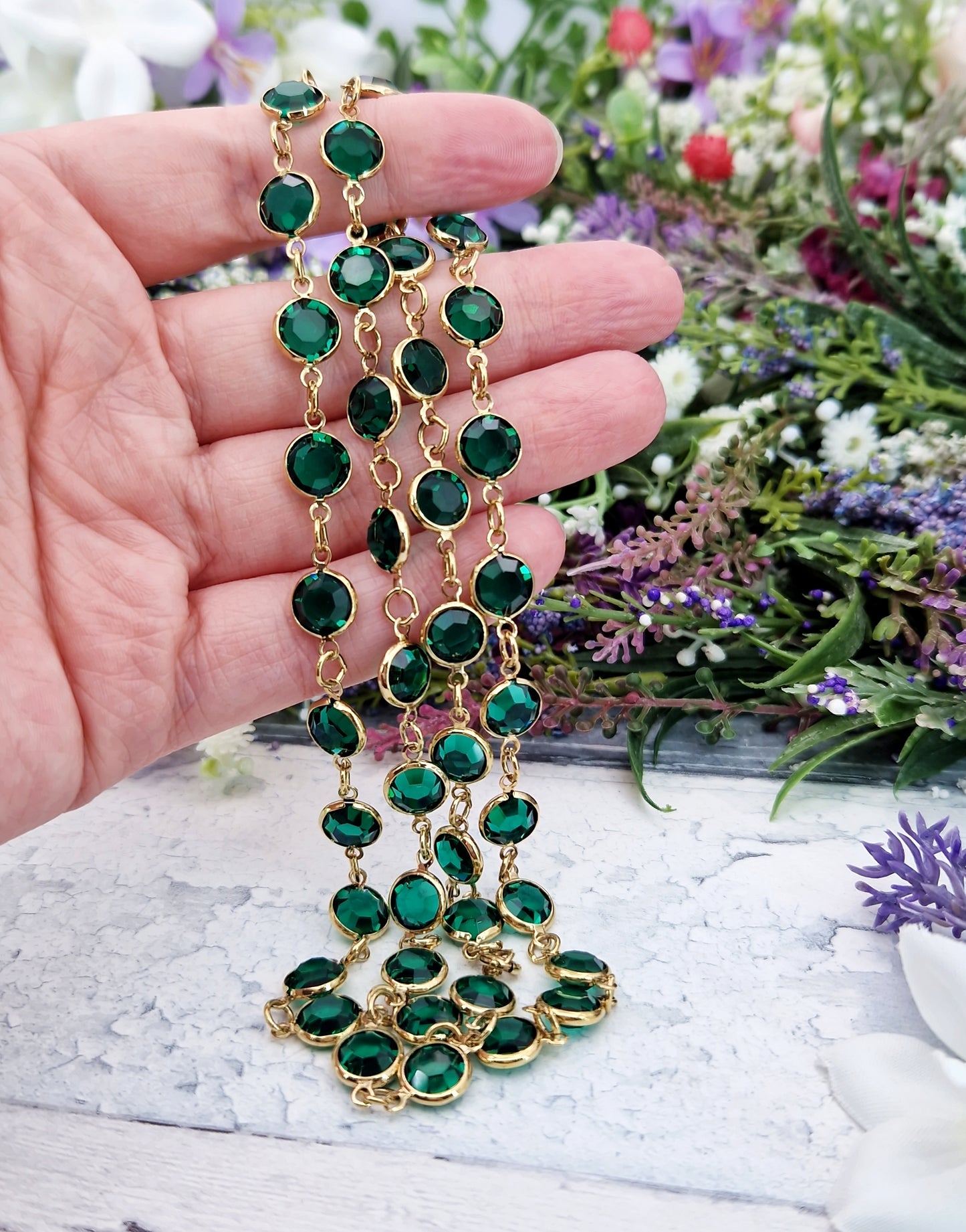 Vintage Art Deco Style Yellow Gold Plated Emerald Green Glass Bead Long Necklace