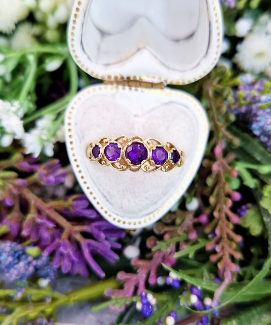 Vintage 9ct Yellow Gold Ornate Purple Amethyst 5 Stone Ring / Size P or 8
