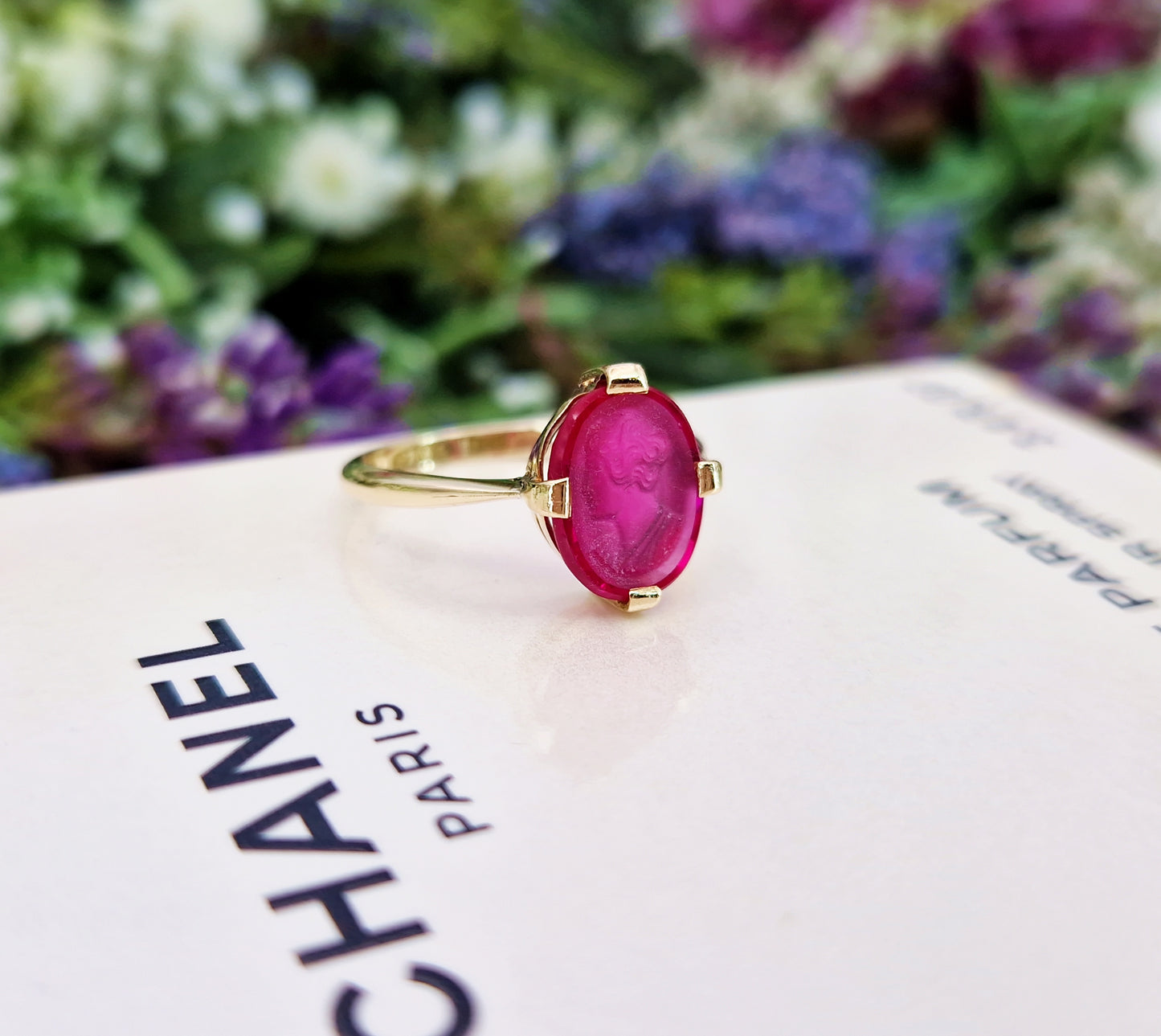 Antique Art Deco 9ct Yellow Gold Carved Cameo Portrait Ruby Solitaire Ring / Size N 1/2 or 7.25