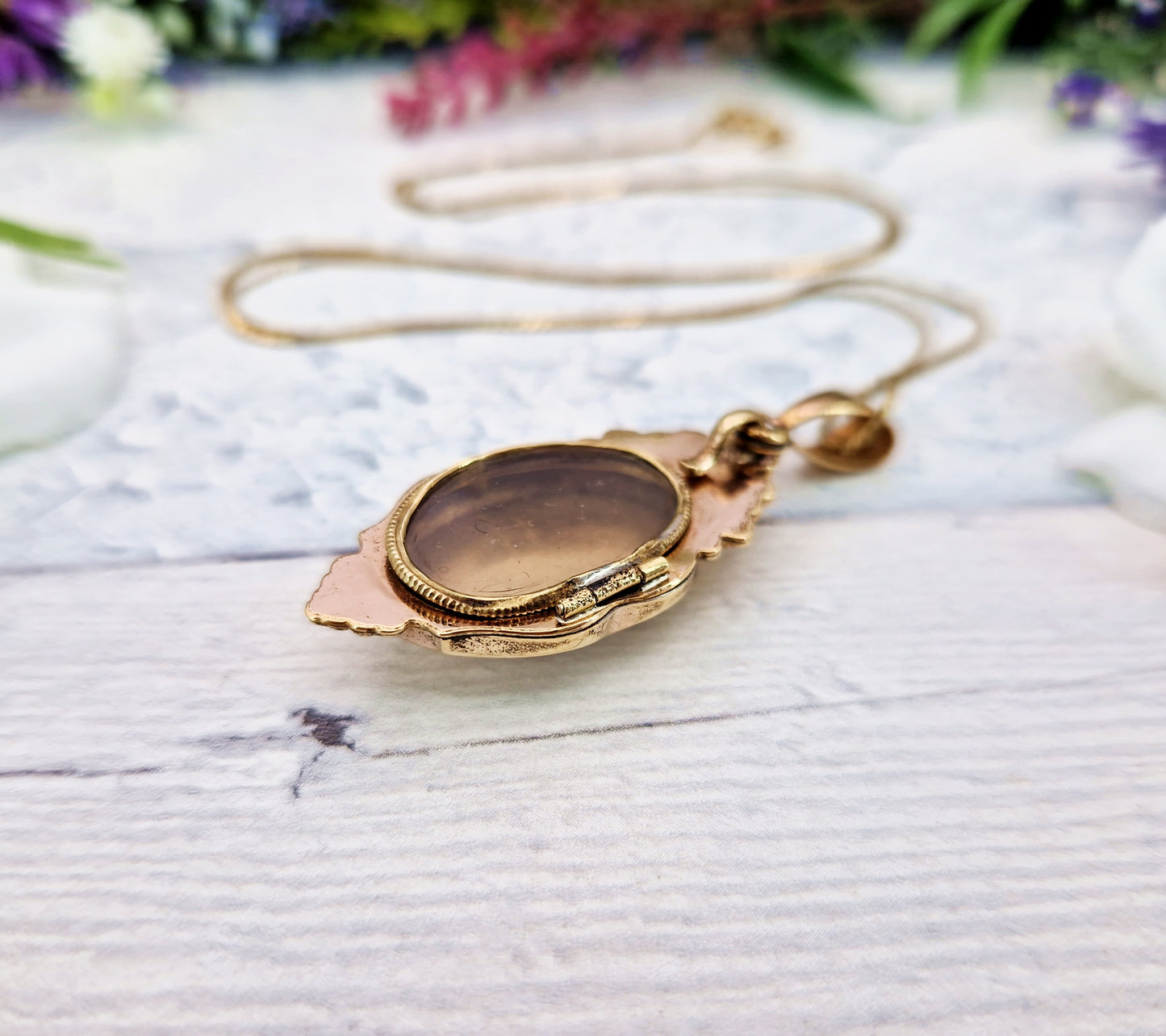 Antique Art Nouveau Gold Tone Floral Locket Pendant with Opening Glass Panel