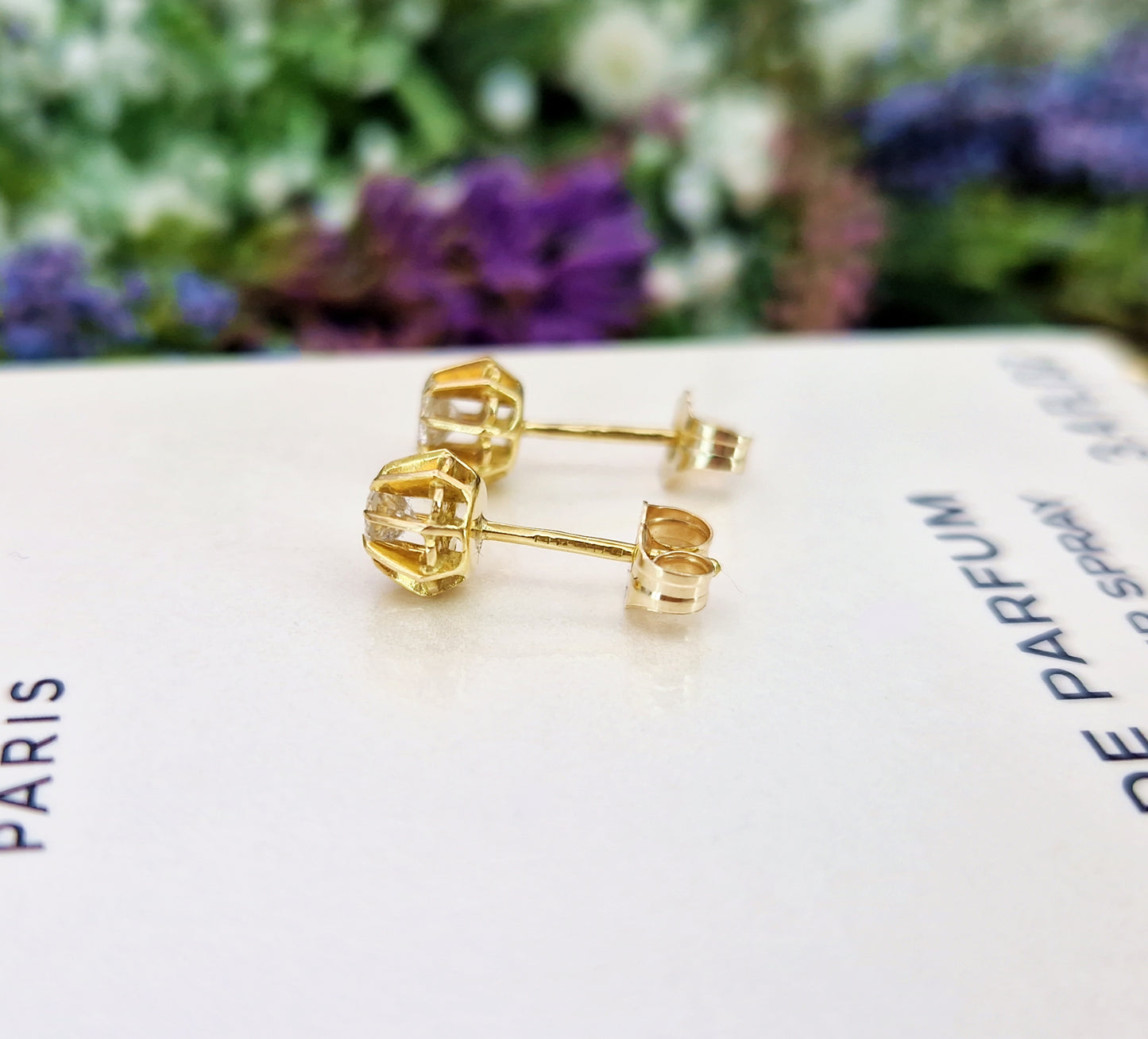 Vintage 18ct Yellow Gold Natural Diamond Solitaire Stud Earrings 0.31 TCW