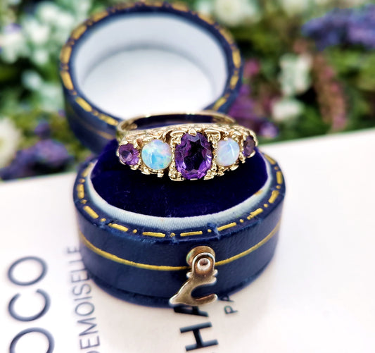 Vintage 1992 9ct Yellow Gold Ornate Opal and Amethyst 5 Stone Ring / Size N or 7