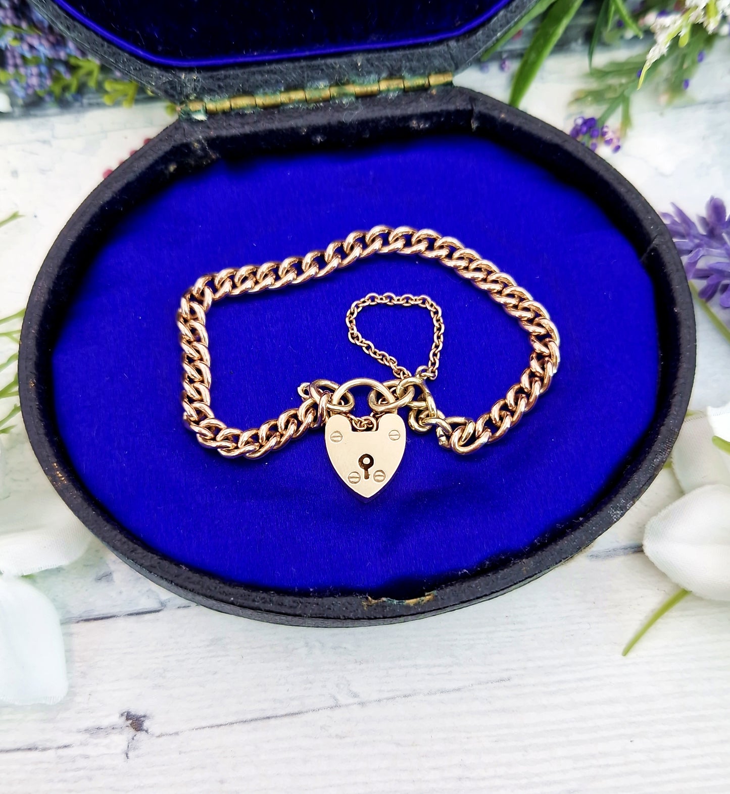 Vintage 1968 9ct Yellow Gold Classic Curb Link Charm Bracelet with Love Heart Padlock 10.9 grams