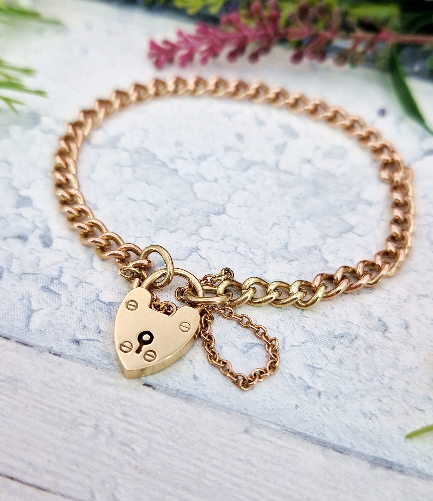 Vintage 1968 9ct Yellow Gold Classic Curb Link Charm Bracelet with Love Heart Padlock 10.9 grams