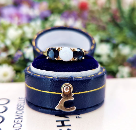 Vintage 1980 9ct Yellow Gold Opal and Sapphire Trilogy Ring / Size K 1/2 or 5.75