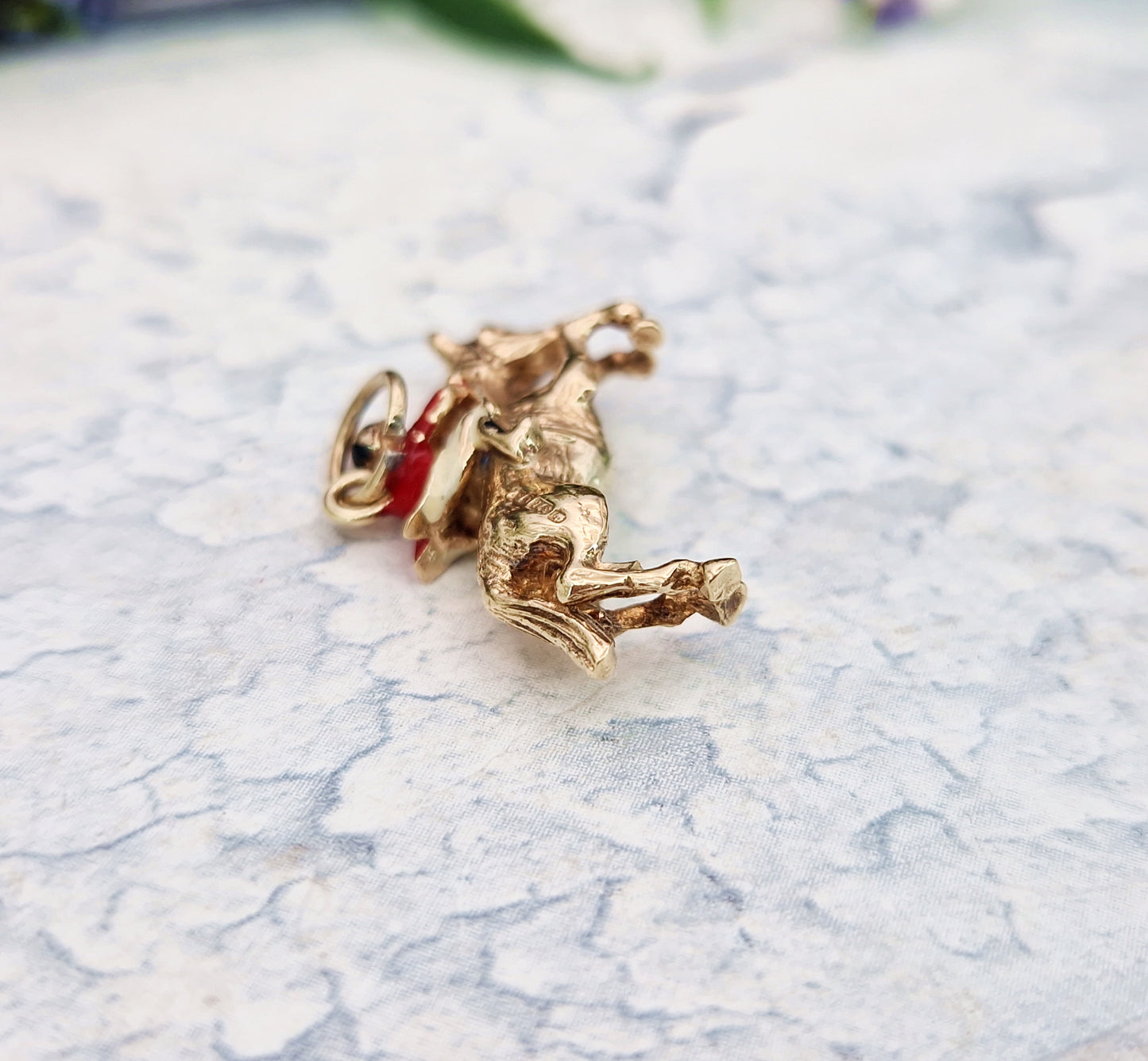 Vintage 1975 9ct Yellow Gold Miniature 3D Leaping Horse and Enamel Jockey Charm Pendant