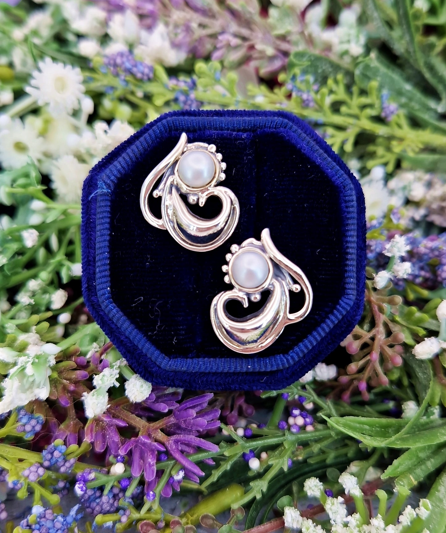 Vintage Art Nouveau Style Sterling Silver White Pearl Swirl Stud Earrings