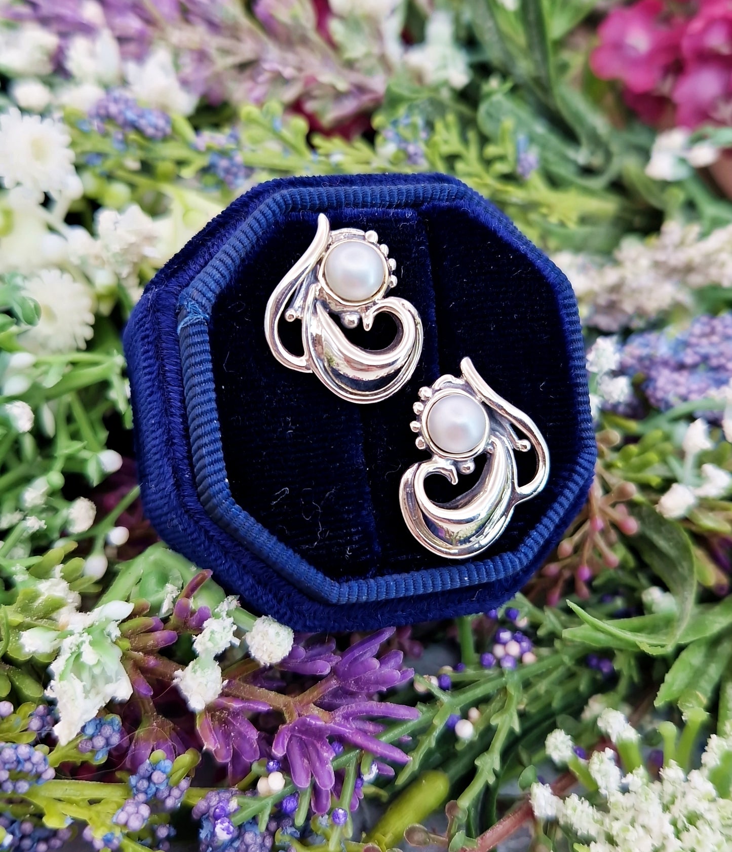 Vintage Art Nouveau Style Sterling Silver White Pearl Swirl Stud Earrings