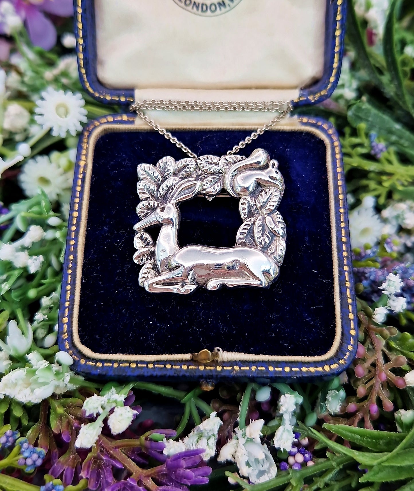 Vintage Sterling Silver Deer and Squirrel Woodland Scene Pendant Brooch / 12.8 grams