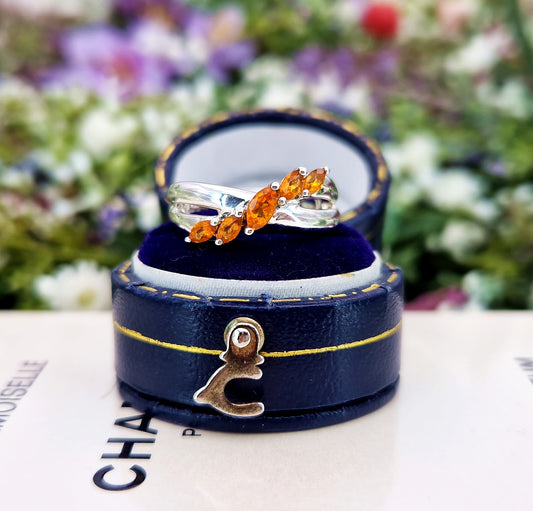 Vintage Sterling Silver Firey Orange Glass Crossover Statement Ring / Size J 1/2 or 5.25