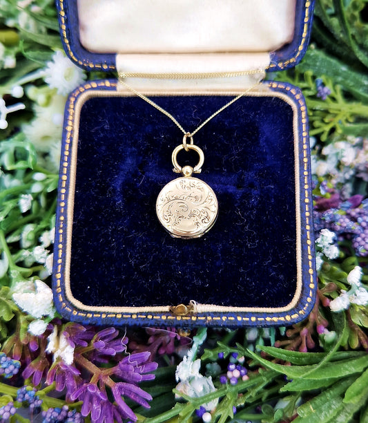 Antique Victorian 9ct Gold Ornate Engraved Ivy Leaf Oval Shaped Locket Pendant