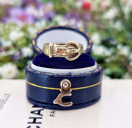 Vintage 1990 9ct Yellow Gold Detailed Belt Buckle Band Ring / Size I or 4.5