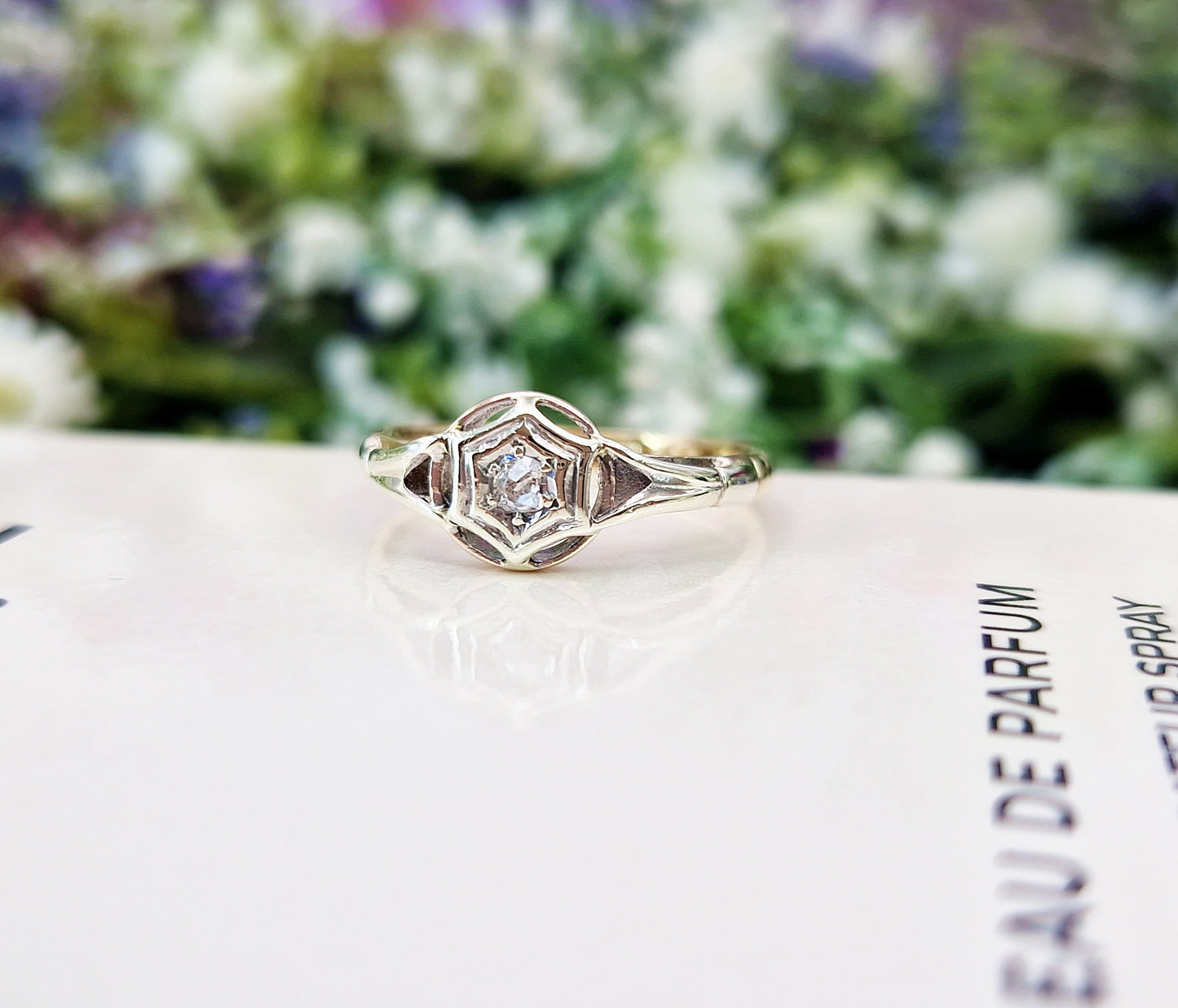 Antique 1945 9ct Gold Platinum Old Mine Cut Diamond Solitaire Star Engagement Ring / Size P or 8