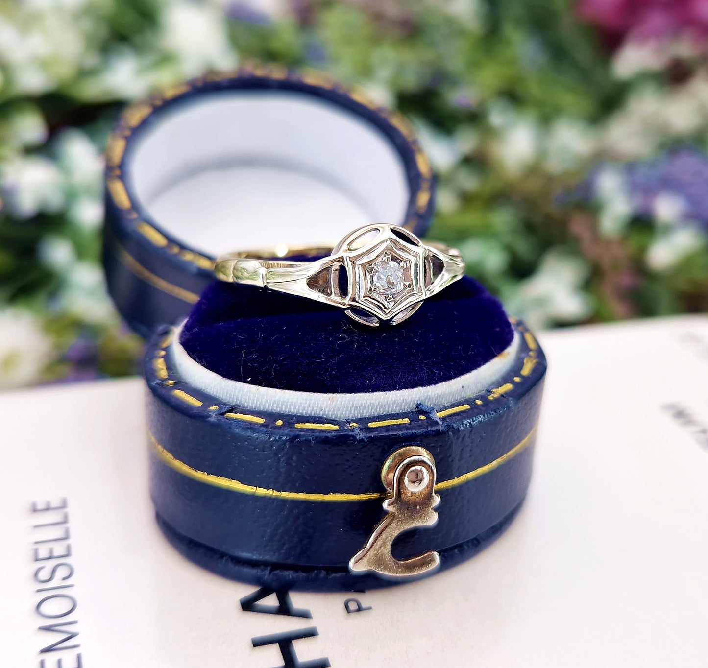 Antique 1945 9ct Gold Platinum Old Mine Cut Diamond Solitaire Star Engagement Ring / Size P or 8