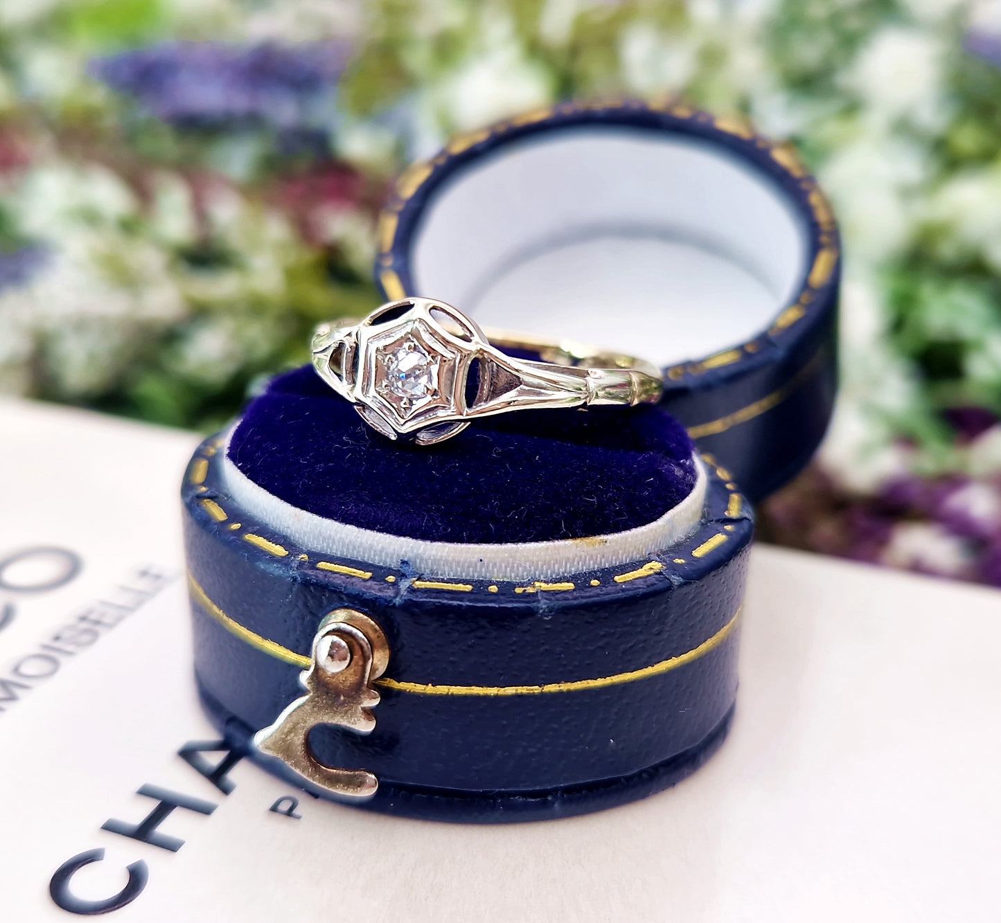 Antique 1945 9ct Gold Platinum Old Mine Cut Diamond Solitaire Star Engagement Ring / Size P or 8