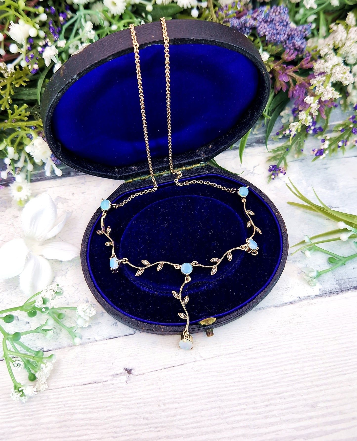 Vintage Solid 9ct Yellow Gold Opal and Diamond Winding Vine and Leaf Necklace / 9 grams