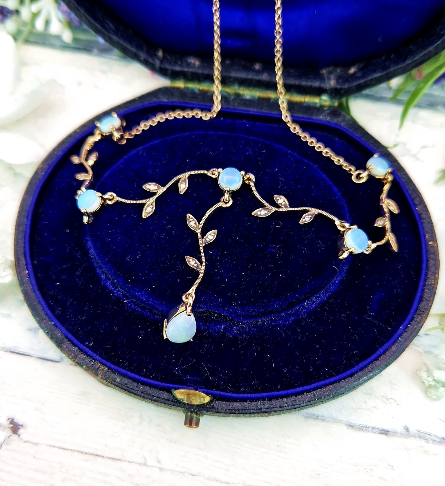Vintage Solid 9ct Yellow Gold Opal and Diamond Winding Vine and Leaf Necklace / 9 grams