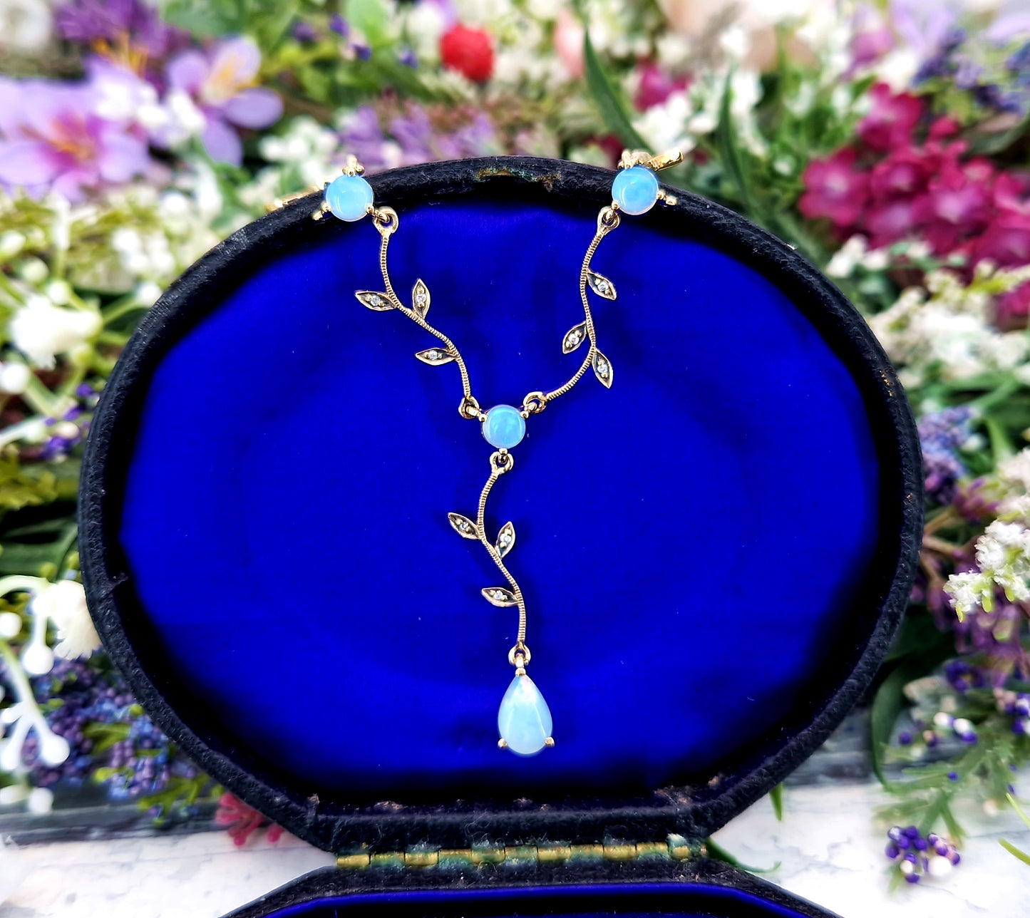 Vintage Solid 9ct Yellow Gold Opal and Diamond Winding Vine and Leaf Necklace / 9 grams