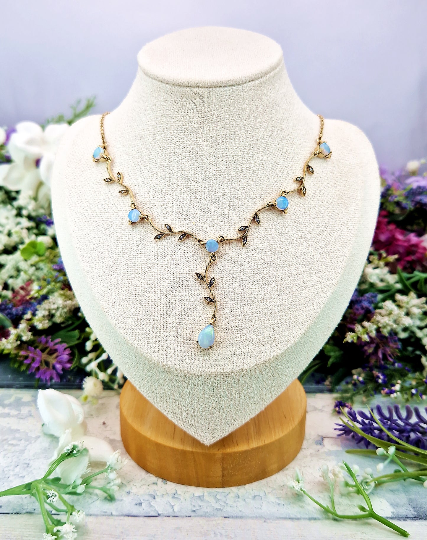 Vintage Solid 9ct Yellow Gold Opal and Diamond Winding Vine and Leaf Necklace / 9 grams