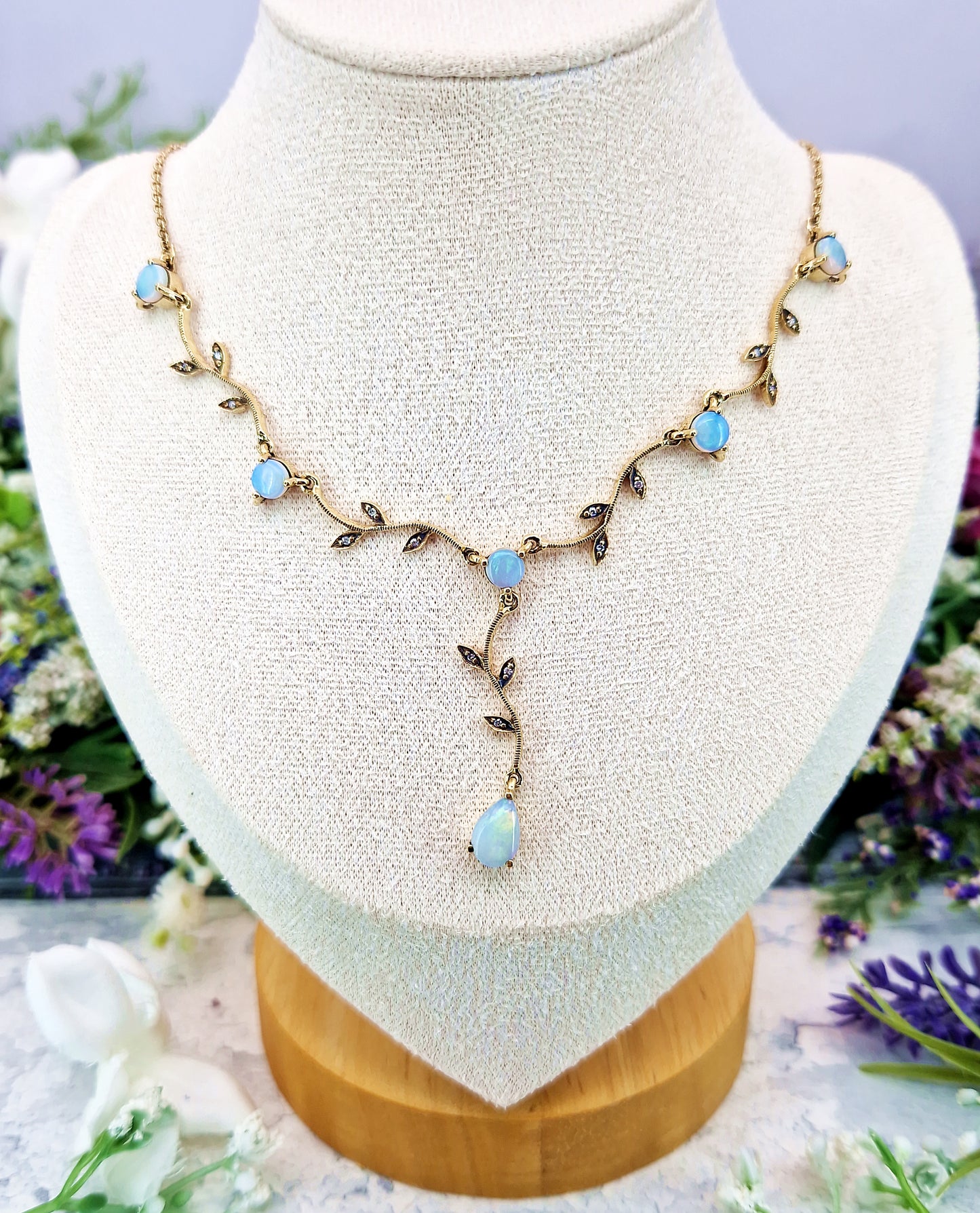 Vintage Solid 9ct Yellow Gold Opal and Diamond Winding Vine and Leaf Necklace / 9 grams
