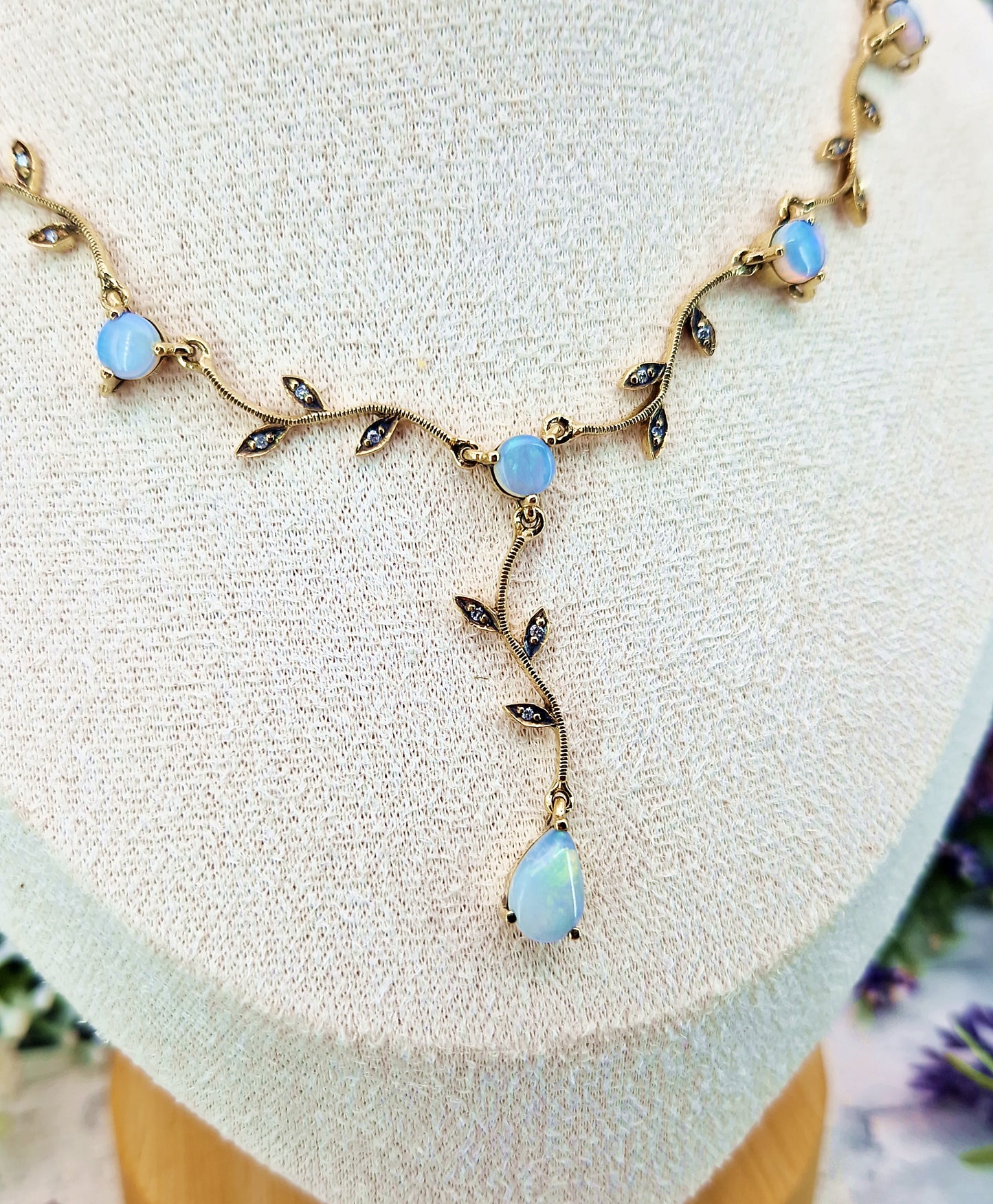 Vintage Solid 9ct Yellow Gold Opal and Diamond Winding Vine and Leaf Necklace / 9 grams
