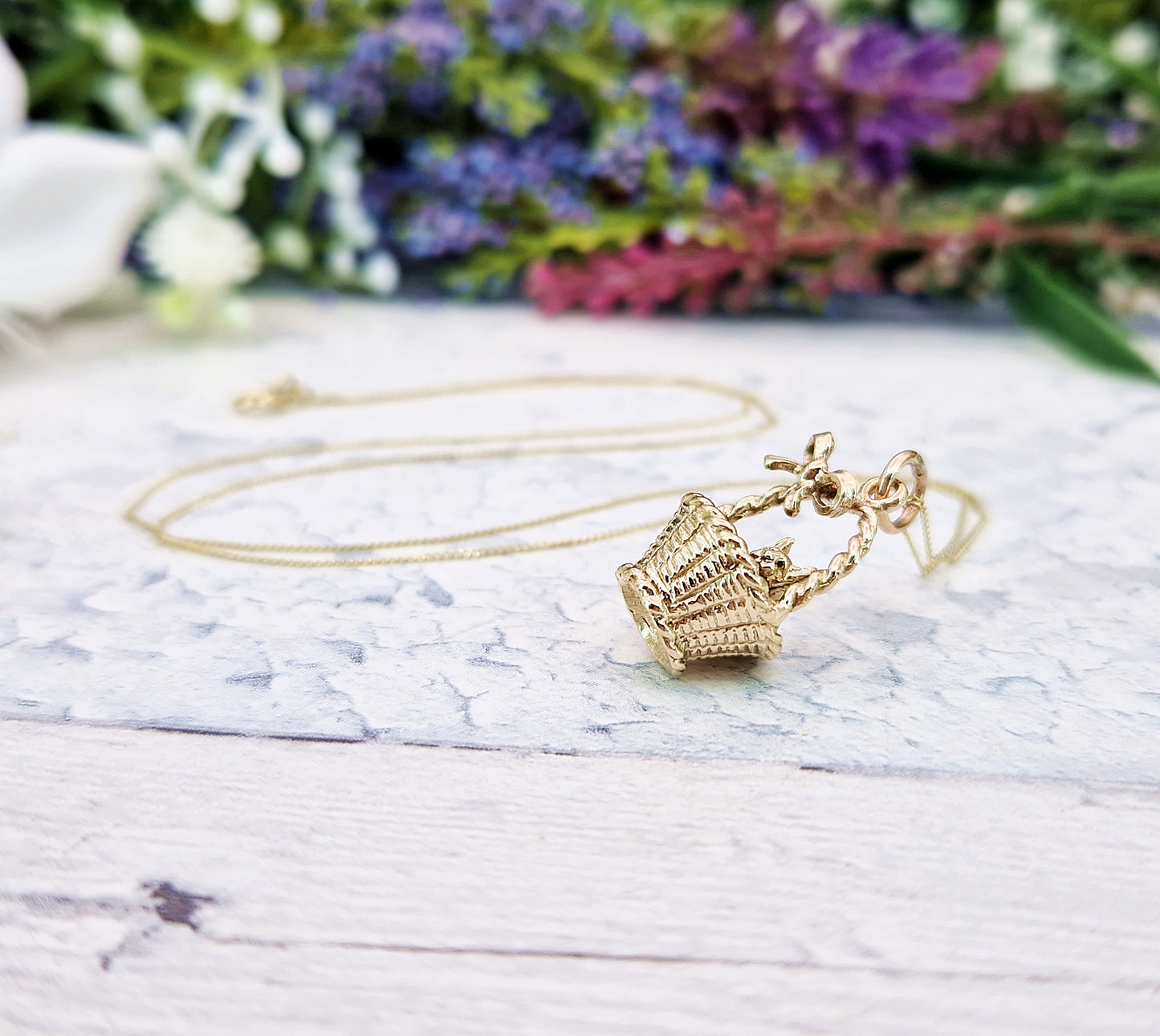 Vintage Solid 9ct Yellow Gold Miniature 3D Kitten in a Basket Charm Pendant