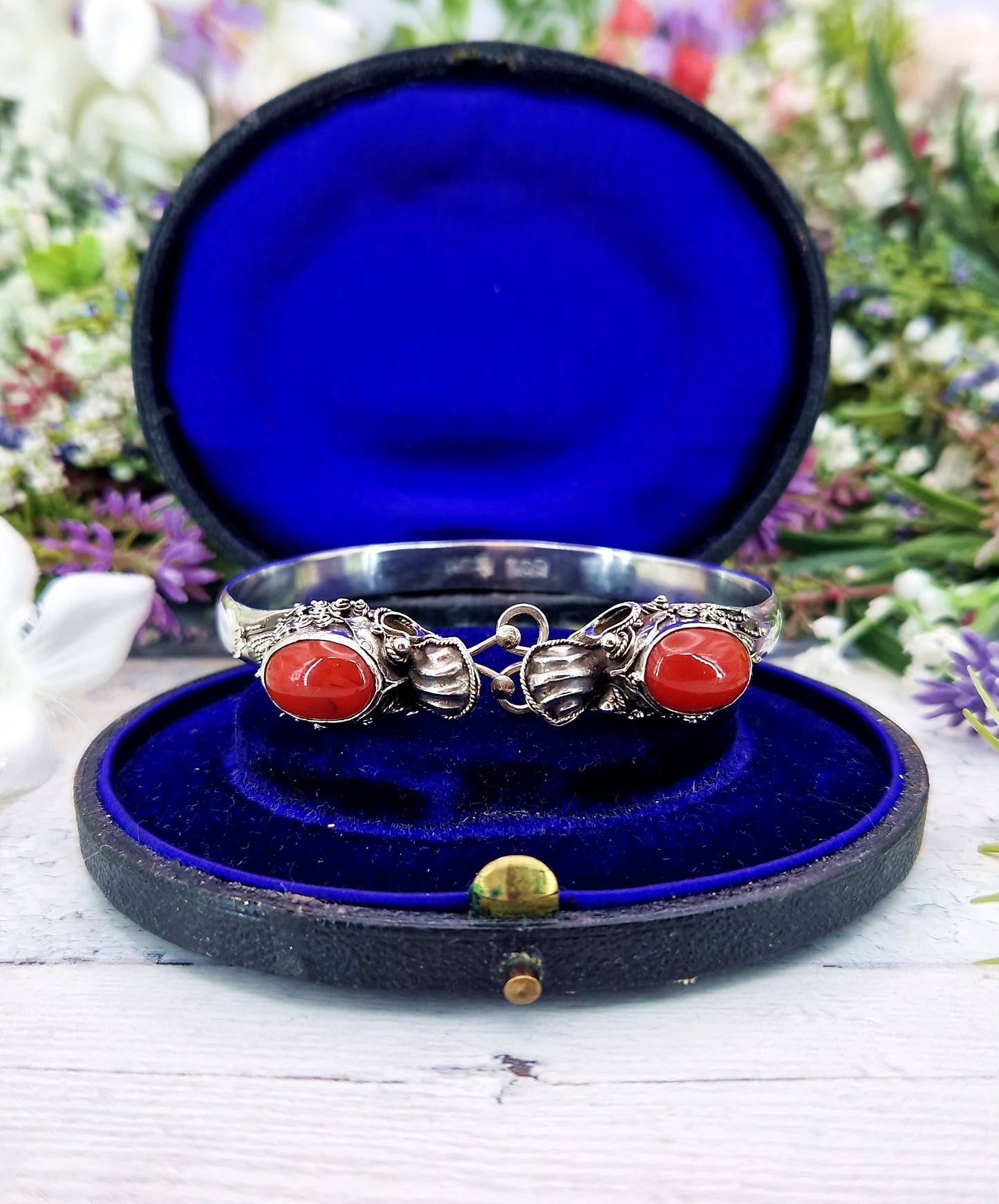 Vintage Silver Ornate Detailed Double Dragon Statement Bangle Bracelet