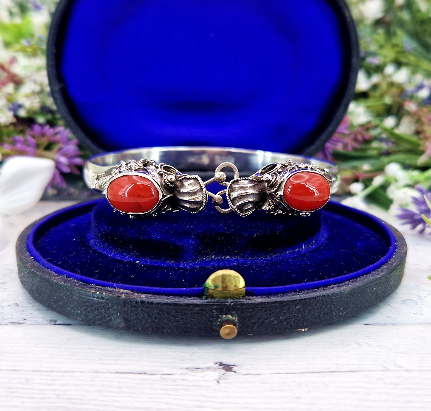 Vintage Silver Ornate Detailed Double Dragon Statement Bangle Bracelet