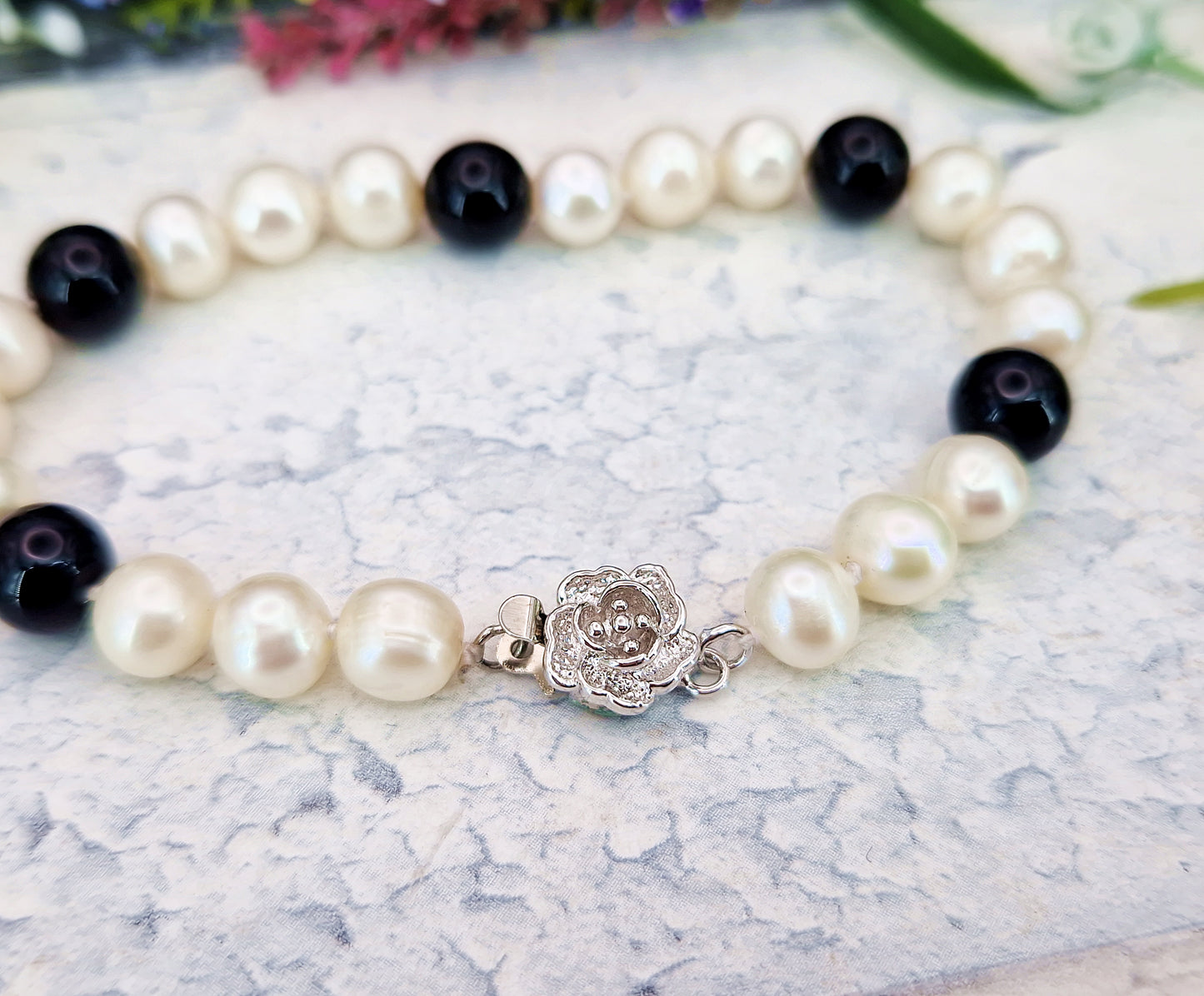 Vintage White Gold Plated Rose Flower Clasp White Pearl and Black Onyx Bead Bracelet