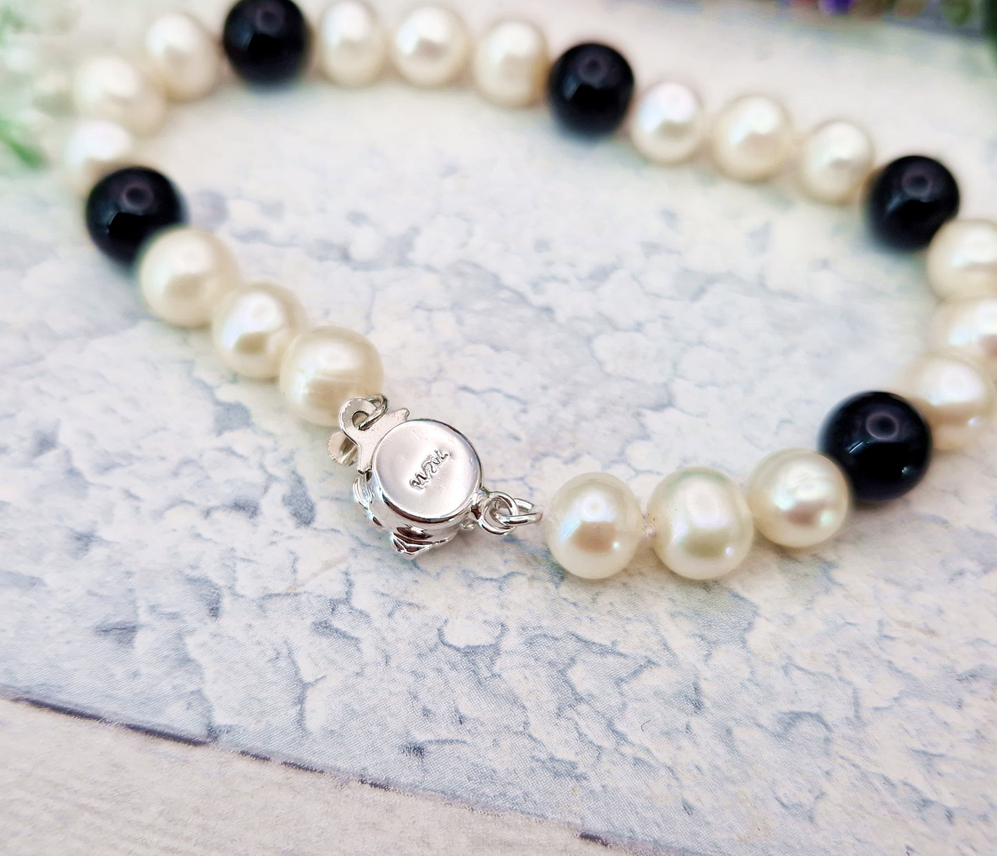 Vintage White Gold Plated Rose Flower Clasp White Pearl and Black Onyx Bead Bracelet