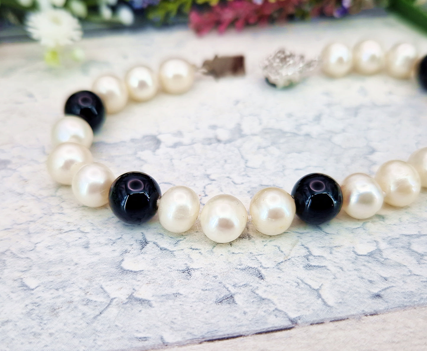 Vintage White Gold Plated Rose Flower Clasp White Pearl and Black Onyx Bead Bracelet