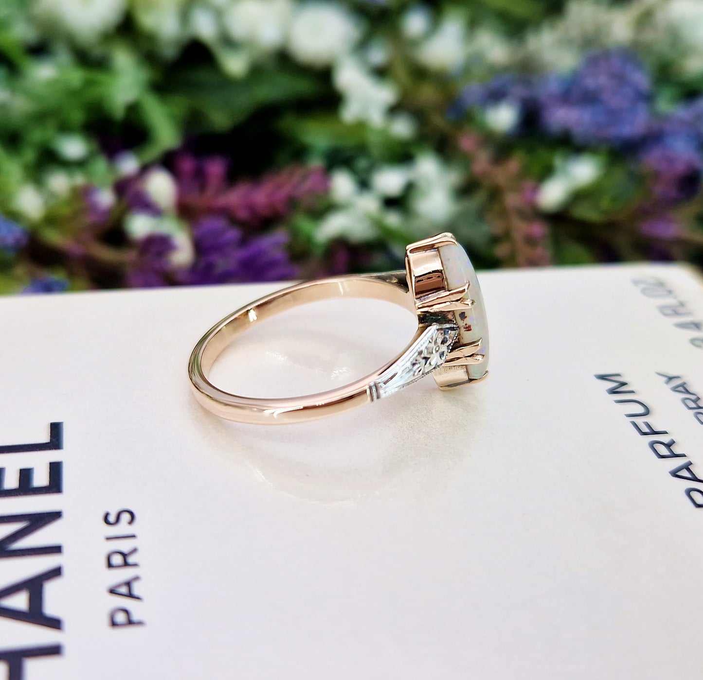 Antique Art Deco 9ct Gold Natural Opal Solitaire Ring with Floral Engravings / Size N 1/2 or 7.25