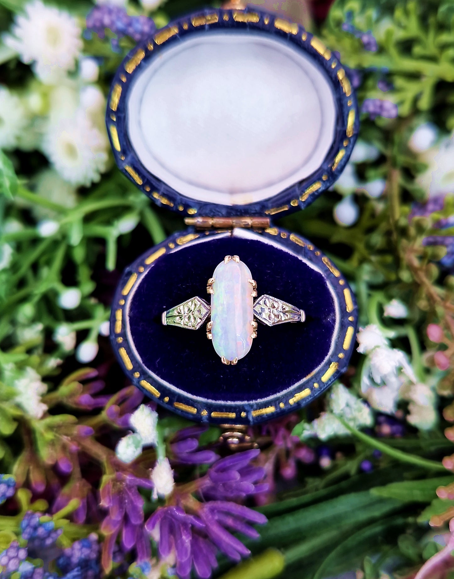 Antique Art Deco 9ct Gold Natural Opal Solitaire Ring with Floral Engravings / Size N 1/2 or 7.25