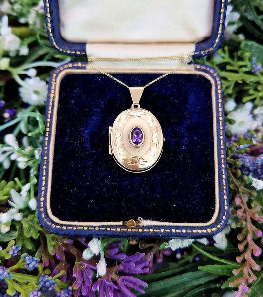 Vintage 9ct Yellow Gold Engraved Oval Amethyst Locket Pendant Necklace