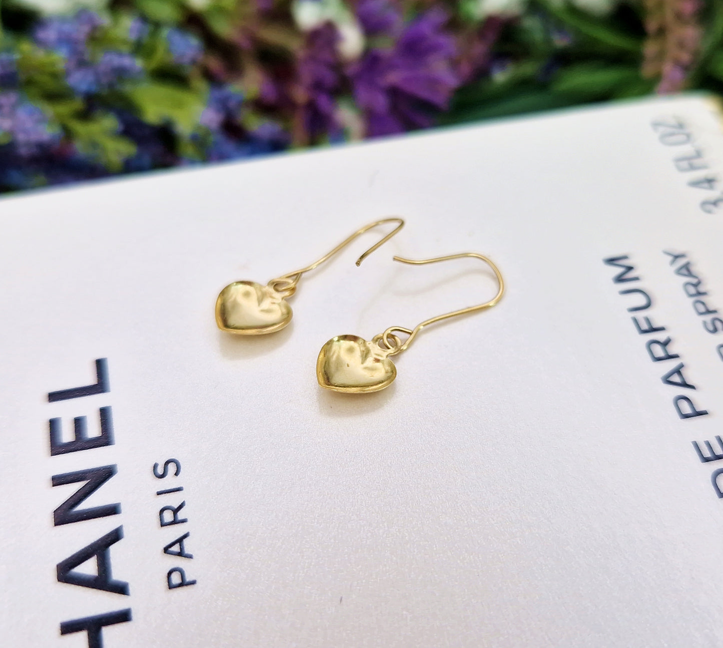 Vintage 18ct Yellow Gold Tiny Lightweight Love Heart Hook Drop Earrings
