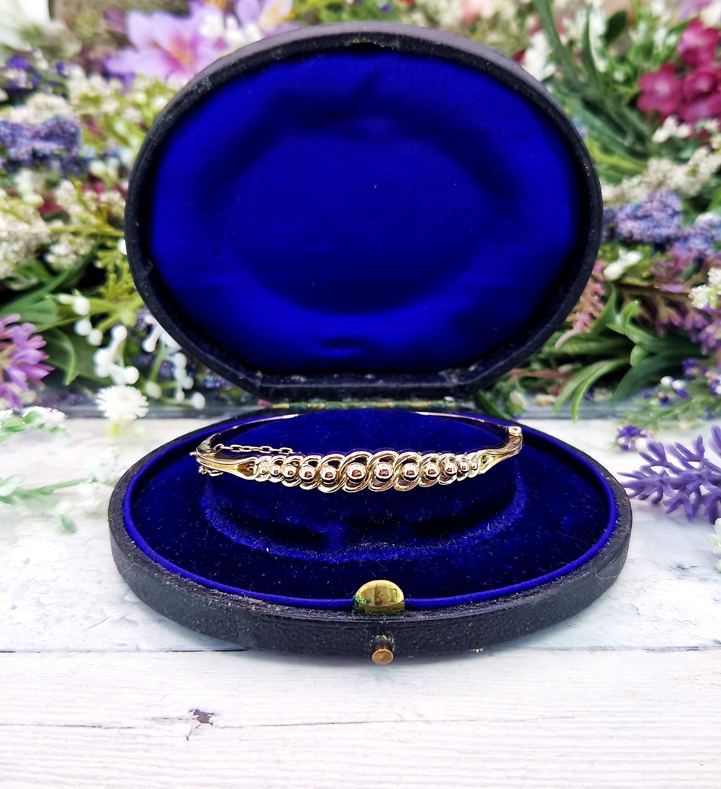 Antique Victorian 1894 9ct Gold Etruscan Revival Scrolled Beadwork Hinged Bangle Bracelet