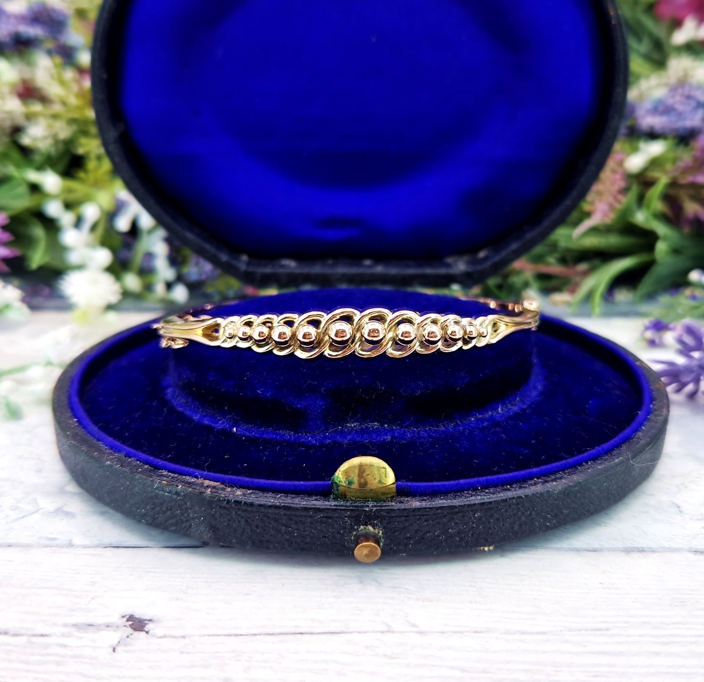 Antique Victorian 1894 9ct Gold Etruscan Revival Scrolled Beadwork Hinged Bangle Bracelet