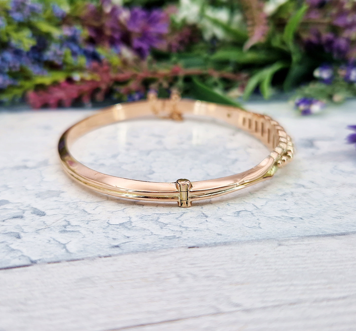 Antique Victorian 1894 9ct Gold Etruscan Revival Scrolled Beadwork Hinged Bangle Bracelet