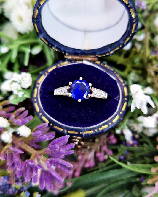 Vintage 9ct Yellow Gold London Blue Topaz Gemstone Solitaire Ring / Size L or 6